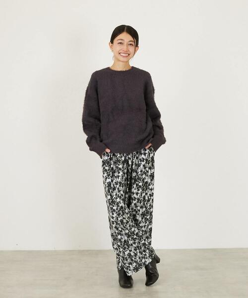 MELROSE claire（メルローズ クレール）の「【ツイルベロアプリントイージーパンツ】（その他パンツ・レディース・ライトベージュ/グレー・3/2）」の4枚目の写真