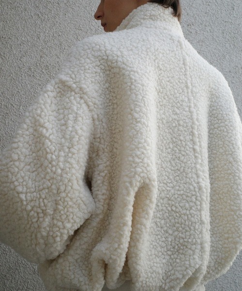 CLANE（クラネ）の「BALLOON BOA BLOUSON（ブルゾン・レディース・アイボリー/ブラウン/グレー・2/1）」の6枚目の写真