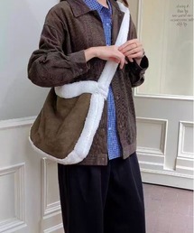 【秋冬こなれ・ふわもこ】もこもこボアファー切り替えショルダーバッグ/3色展開|チャコールグレー ベージュ グリーン 大人カジュアル 差し色 季節感コーデ