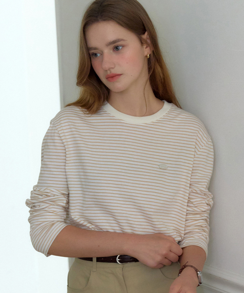 OURHOPE（アワーホープ）の「ストライプスリーブTシャツ - ベージュ（Tシャツ/カットソー・レディース・Beige・FREE）」の2枚目の写真