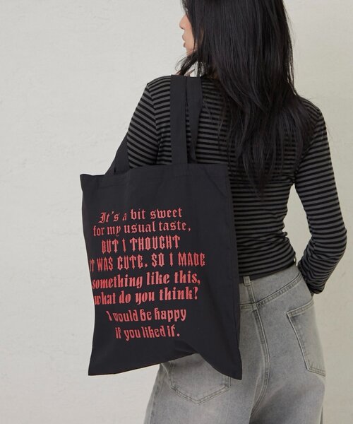 WHO'S WHO gallery（フーズフーギャラリー）の「【WEB限定】ASSORTED MESSAGE LOGO TOTE BAG（トートバッグ・レディース・ホワイト系その他/ブラウン/ブラック系その他/チャコールグレー/ブラック・FREE）」の12枚目の写真