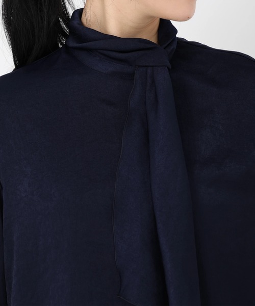 STRAWBERRY-FIELDS（ストロベリーフィールズ）の「ロイヤルヴィンテージサテン_サイドボウタイブラウス（シャツ/ブラウス・レディース・ピンク系その他/オフホワイト・2）」の6枚目の写真