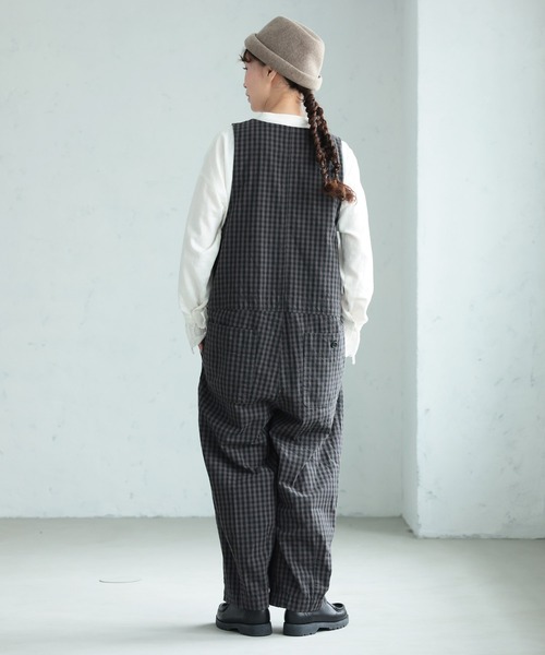 soulberry（ソウルベリー）の「ギンガムチェックのサロペット（サロペット/オーバーオール・レディース・チャコール・M/L/LL/3L/4L/5L）」の6枚目の写真