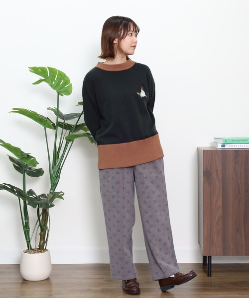 Emago(イマゴ)の「EMAGO あざらし刺繍プルオーバー(ニット/セーター・レディース・グリーン/レッド/杢グレー・FREE)」の16枚目の写真