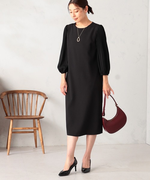 GALLORIA（ギャローリア）の「【洗濯機で洗える】袖プリーツワンピース（ワンピース・レディース・ネイビー/ブラック・L/LL/M/S）」の2枚目の写真