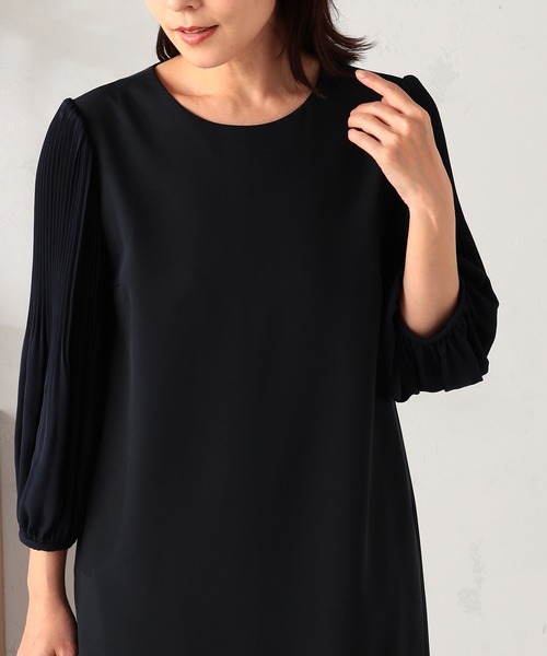 GALLORIA（ギャローリア）の「【洗濯機で洗える】袖プリーツワンピース（ワンピース・レディース・ネイビー/ブラック・L/LL/M/S）」の8枚目の写真