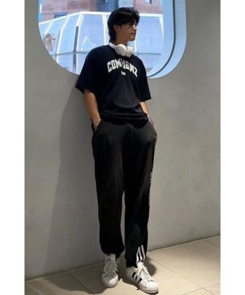 COMMONZ(コモンズ)の「エッセンシャルアーチロゴ半袖Tシャツ_ネイビー(Tシャツ/カットソー・レディース・その他・2)」の21枚目の写真