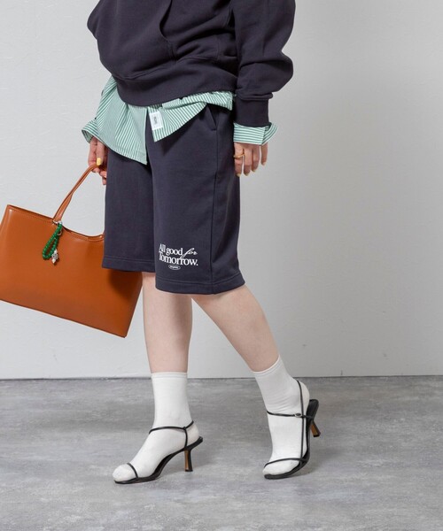 MAQWEL(マクウェル)の「【MAQWEL/マクウェル】《セットアップ対応》ウォッシャブルAgfT HALF-PANTS(スウェットパンツ・レディース・ネイビー/グレー・FREE)」の1枚目の写真