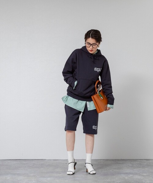 MAQWEL(マクウェル)の「【MAQWEL/マクウェル】《セットアップ対応》ウォッシャブルAgfT HALF-PANTS(スウェットパンツ・レディース・ネイビー/グレー・FREE)」の4枚目の写真