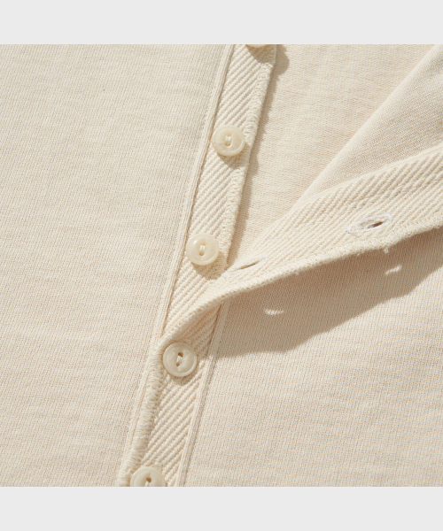 VDR（ブイディアール）の「HENLY NECK T-SHIRT [Natural]（Tシャツ/カットソー・メンズ・その他・M/L/XL）」の4枚目の写真