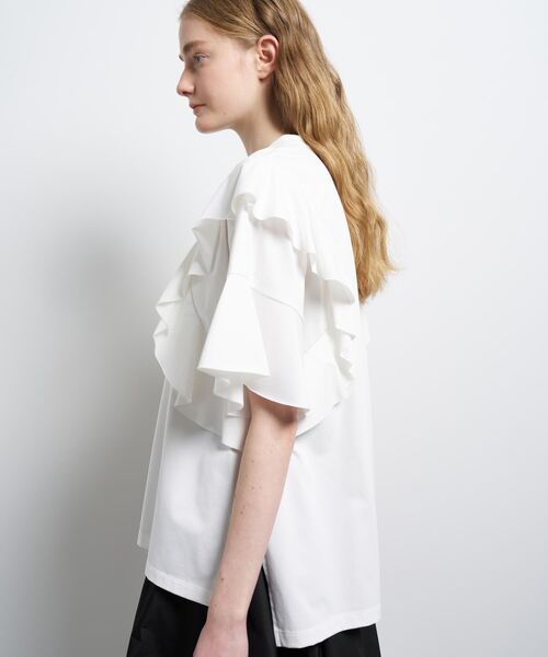 LANVIN en Bleu(ランバンオンブルー)の「アシンメフリルカットソー(Tシャツ/カットソー・レディース・ブラック/カーキ/オフホワイト・38)」の16枚目の写真