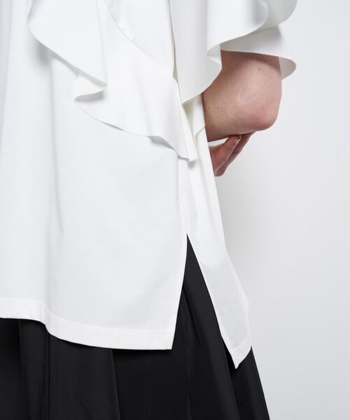 LANVIN en Bleu(ランバンオンブルー)の「アシンメフリルカットソー(Tシャツ/カットソー・レディース・ブラック/カーキ/オフホワイト・38)」の19枚目の写真