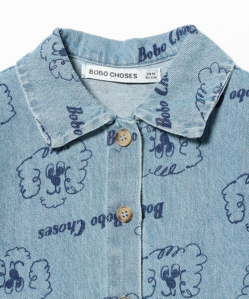 BOBO CHOSES（ボボショーズ）の「BOBO CHOSES / ベビー Pickles The Dog デニムシャツ 2026SS（6ヵ月～2才）（シャツ/ブラウス・キッズ・ライトブルー・3M/12M/2Y）」の4枚目の写真