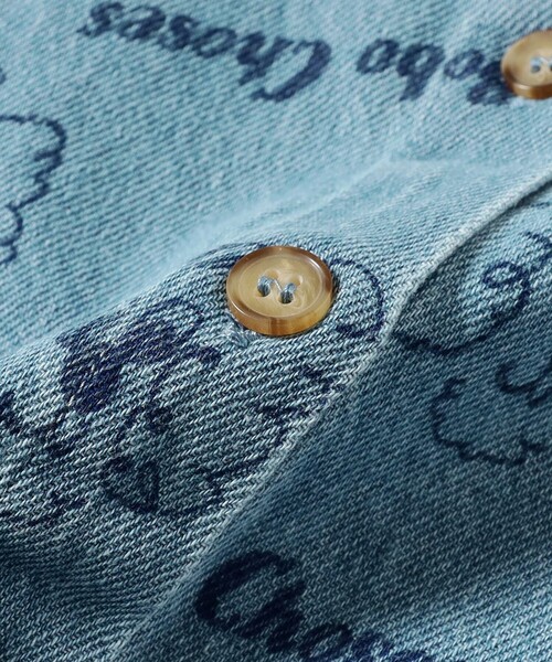 BOBO CHOSES（ボボショーズ）の「BOBO CHOSES / ベビー Pickles The Dog デニムシャツ 2026SS（6ヵ月～2才）（シャツ/ブラウス・キッズ・ライトブルー・3M/12M/2Y）」の6枚目の写真
