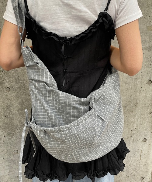 グラフチェック柄ワンショルダーボディバッグ（ボディバッグ/ウエスト