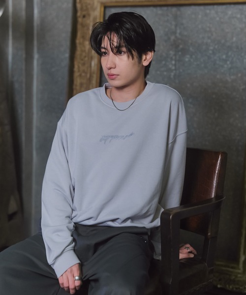 Confirm（コンファーム）の「『Confirm』 Logo Embroidery Crew Sweat / 『Confirm』ロゴ刺繍クルースウェット メンズ レディース ユニセックス（スウェット・メンズ・チャコールグレー/ブラック/スカイブルー・M/L）」の7枚目の写真