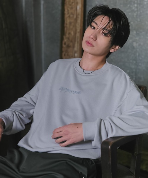 Confirm（コンファーム）の「『Confirm』 Logo Embroidery Crew Sweat / 『Confirm』ロゴ刺繍クルースウェット メンズ レディース ユニセックス（スウェット・メンズ・チャコールグレー/ブラック/スカイブルー・M/L）」の8枚目の写真
