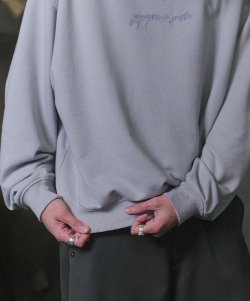 Confirm（コンファーム）の「『Confirm』 Logo Embroidery Crew Sweat / 『Confirm』ロゴ刺繍クルースウェット メンズ レディース ユニセックス（スウェット・メンズ・チャコールグレー/ブラック/スカイブルー・M/L）」の13枚目の写真