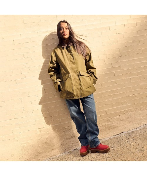 Timberland(ティンバーランド)の「ウォータープルーフ バーン コート レディース(防水)(カバーオール・レディース・ダークオリーブ・SMALL/MEDIUM/LARGE)」の5枚目の写真