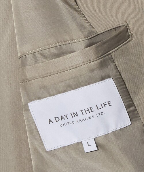 A DAY IN THE LIFE UNITED ARROWS(アデイインザライフユナイテッドアローズ)の「ツイル ステンカラーコート-撥水・防風-<A DAY IN THE LIFE>(ステンカラーコート・メンズ・ベージュ/ネイビー・M/S/L)」の17枚目の写真