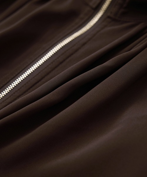 ROPE'(ロペ)の「【DEWEIGHT'(デューエイト)】シアーマウンテンパーカー/イージーケア(マウンテンパーカー・レディース・オフホワイト/ダークブラウン・FREE)」の9枚目の写真