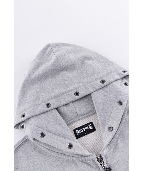 SUPPLIER(サプライヤー)の「ジップフーディ|Fire Tribal Leather Patch Zip Hoodie|SUPPLIER(パーカー・メンズ・グレー/ブラック・LARGE/X-LARGE/SMALL/MEDIUM/XX-LARGE)」の5枚目の写真