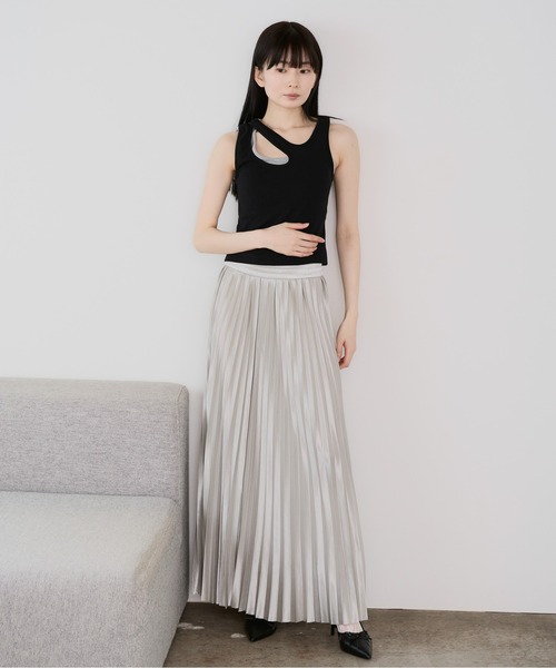 Siel(シエル)の「エアリープリーツスカート(スカート・レディース・ブラウン/ピンク/ベージュ/ネイビー/シルバー/ブラック・FREE)」の14枚目の写真