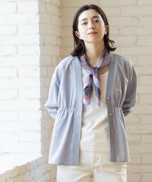 OPAQUE.CLIP（オペークドットクリップ）の「ブラウス風Vネックカーディガン【洗濯機OK】（カーディガン/ボレロ・レディース・ブラック/グレー/オフホワイト・40/38）」の14枚目の写真