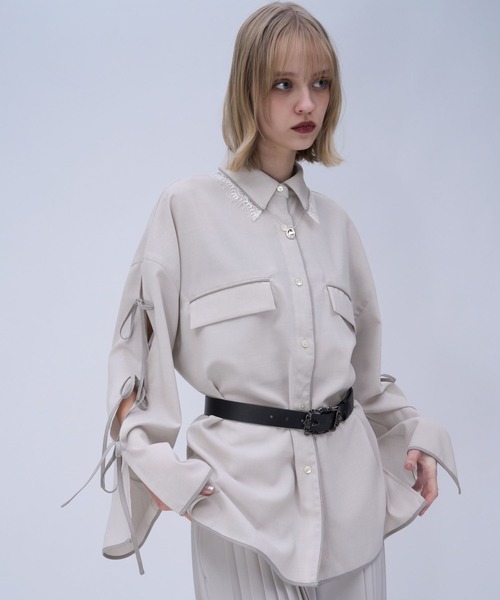 HARE（ハレ）の「パイピングBIGシャツ(HARE)（シャツ/ブラウス・レディース・グレー/ブラック/ホワイト・FREE）」の2枚目の写真