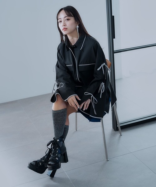 HARE（ハレ）の「パイピングBIGシャツ(HARE)（シャツ/ブラウス・レディース・グレー/ブラック/ホワイト・FREE）」の6枚目の写真