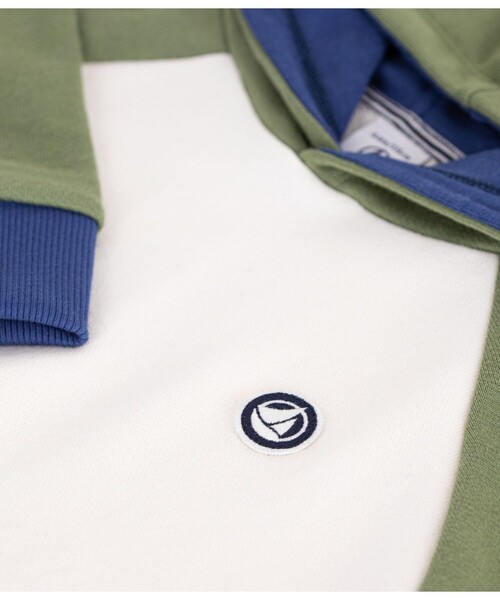 PETIT BATEAU(プチバトー)の「スウェットフーディー(パーカー・キッズ・ホワイト系その他・10YEAR/8YEAR/6YEAR)」の6枚目の写真