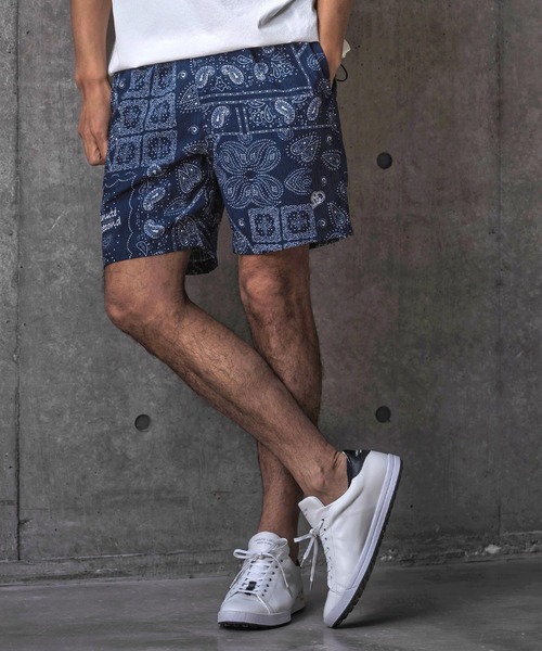 1minute 1second(ワンミニットワンセカンド)の「mp14695-bandana print shrink shorts ショートパンツ(1M26N160)(その他パンツ・メンズ・ブルー/ホワイト/ブラック・L/M/S/XL)」の8枚目の写真