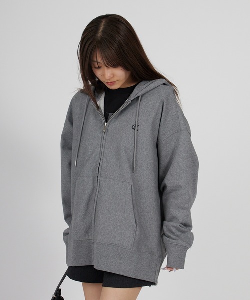 Calvin Klein（カルバン・クライン）の「Calvin Klein/カルバンクライン パーカー - ロングスリーブテリーモノグラムパーカー JUNG KOOK / ジョングク着用商品 フルジップパーカー シンプル 2026年春夏（パーカー・メンズ・ブラック/グレー・M/L/XL）」の22枚目の写真