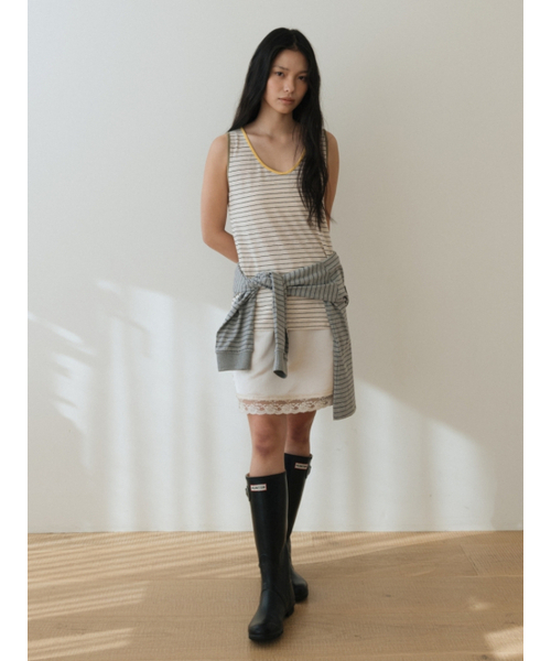 UNNOUT(アナウト)の「SILKY LINGERIE SKIRT CREAM(スカート・レディース・その他・ONE SIZE)」の2枚目の写真