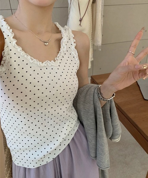 pyornim(ピョルニム)の「ドット柄 フリルデザイン サマーニット タンクトップ(タンクトップ・レディース・ピンク/ブラック/グレー/ホワイト・F)」の16枚目の写真