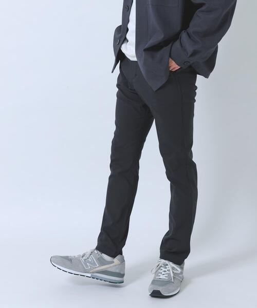 ITEMS URBANRESEARCH(アイテムズ アーバンリサーチ)の「冷感スーパーストレッチマルチポケットパンツ(その他パンツ・メンズ・グレー/カーキ/ブラック/ベージュ・LARGE/MEDIUM/X-LARGE)」の5枚目の写真