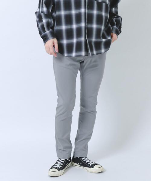 ITEMS URBANRESEARCH(アイテムズ アーバンリサーチ)の「冷感スーパーストレッチマルチポケットパンツ(その他パンツ・メンズ・グレー/カーキ/ブラック/ベージュ・LARGE/MEDIUM/X-LARGE)」の13枚目の写真