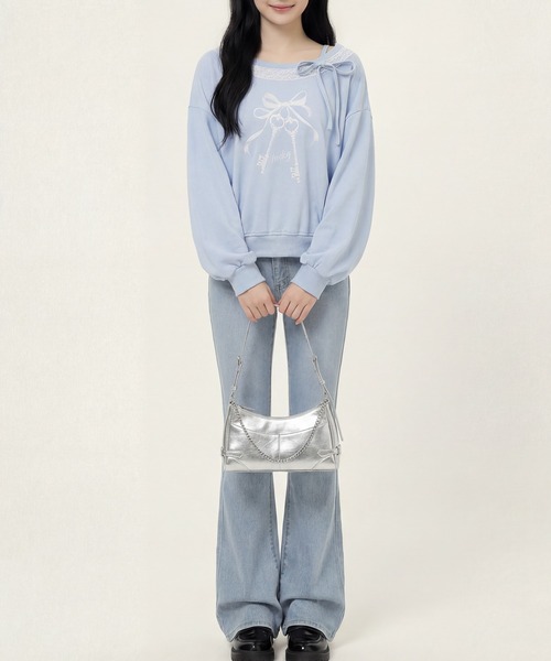 HOOK（フック）の「HOOK for girls　リボンプリントアシンメトリーショルダーショート丈スウェット（スウェット・レディース・ブルー・S/M/L）」の13枚目の写真