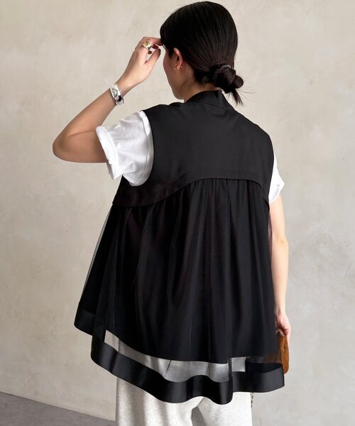 DouDou（ドゥドゥ）の「【WEB限定】バックチュール重ねベスト（ベスト・レディース・ベージュ/ブラック・FREE）」の13枚目の写真