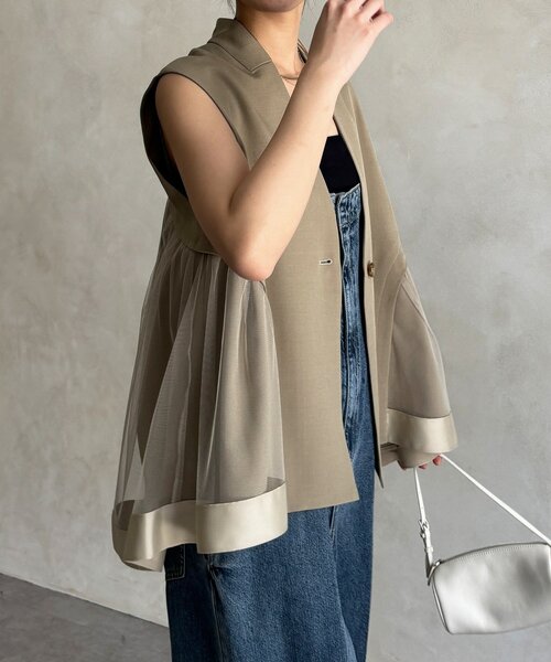 DouDou（ドゥドゥ）の「【WEB限定】バックチュール重ねベスト（ベスト・レディース・ベージュ/ブラック・FREE）」の20枚目の写真