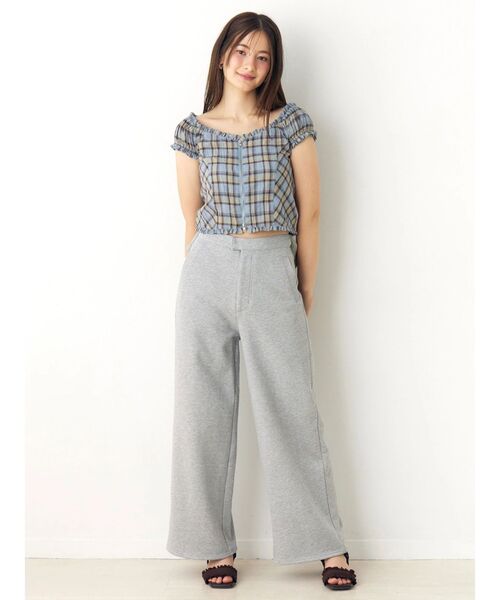 CALNAMUR(カルナムール)の「オフショルチェックミニトップス(シャツ/ブラウス・レディース・オフホワイト/ブルー/ピンク・FREE)」の20枚目の写真