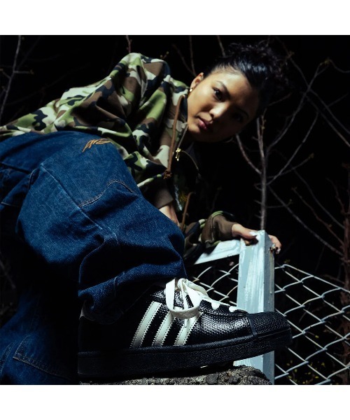 adidas(アディダス)の「アディダス【adidas】 - スーパースターII【SUPERSTAR II "Core Black/Core White"-HOMEGAME EXCLUSIVE- IH9268】(スニーカー・メンズ・ブラック・30.0cm/29.0cm/28.5cm/28.0cm/27.5cm/27.0cm/26.5cm/26.0cm)」の2枚目の写真