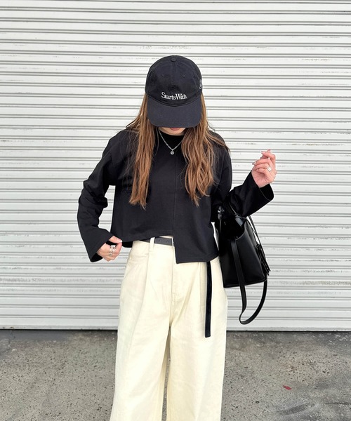 ISOOK(アイスー)の「裾デザインカットクロップドロンT(chiica select) / 長袖 シンプルTシャツ 無地 ロンT ショート丈 アシンメトリー 白T 黒T 秋服 秋トップス(Tシャツ/カットソー・レディース・ブラック/ホワイト・FREE)」の11枚目の写真