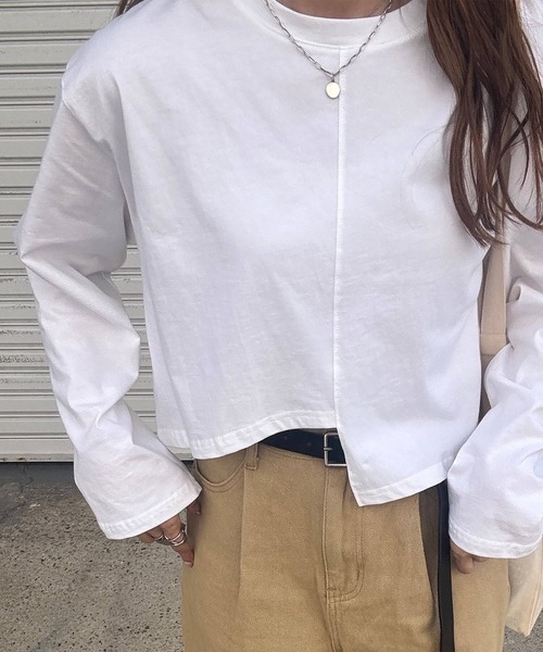 ISOOK(アイスー)の「裾デザインカットクロップドロンT(chiica select) / 長袖 シンプルTシャツ 無地 ロンT ショート丈 アシンメトリー 白T 黒T 秋服 秋トップス(Tシャツ/カットソー・レディース・ブラック/ホワイト・FREE)」の6枚目の写真