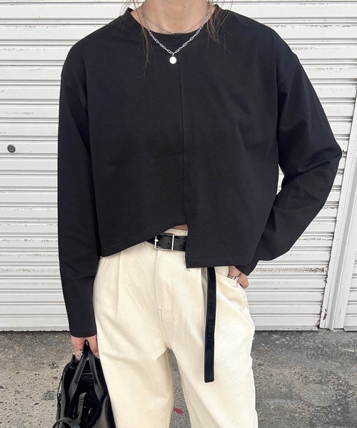 ISOOK(アイスー)の「裾デザインカットクロップドロンT(chiica select) / 長袖 シンプルTシャツ 無地 ロンT ショート丈 アシンメトリー 白T 黒T 秋服 秋トップス(Tシャツ/カットソー・レディース・ブラック/ホワイト・FREE)」の15枚目の写真