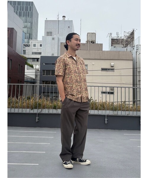 BROOKS BROTHERS(ブルックスブラザーズ)の「コットン ブロックプリントパターン ペイズリー オープンカラーシャツ Regular Fit(シャツ/ブラウス・メンズ・ベージュ・MEDIUM/SMALL/LARGE)」の2枚目の写真