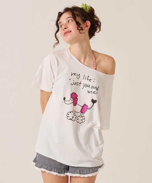 TINA：JOJUN（ティーナジョジュン）の「オリジナル プリント オフショル Tシャツ TINA：JOJUN（Tシャツ/カットソー・レディース・ピンク/ホワイト・M）」の3枚目の写真