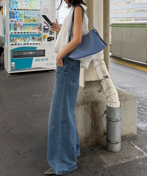 AIC.(エーアイシー)の「スーパーワイドルーズデニムパンツ(デニムパンツ・レディース・ブラック/ブルー・SMALL/MEDIUM)」の11枚目の写真