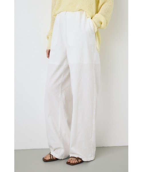 AZUL by moussy(アズールバイマウジー)の「【サイズ,身長別画像あり】フレンチリネンCOOLMAXイージーパンツ(スラックス・レディース・ストライプ/ブラック/オフホワイト・SMALL/MEDIUM)」の2枚目の写真