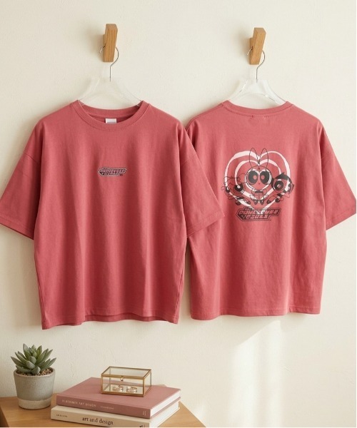 ALWAYS GOOD TIME(オルウェイズグッドタイム)の「【THE POWERPUFF GIRLS/パワーパフガールズ】キャラクタープリント半袖Tシャツ(WIDEシルエット)(Tシャツ/カットソー・レディース・レッド/ラベンダー/クリーム/オフホワイト・LARGE/MEDIUM)」の4枚目の写真